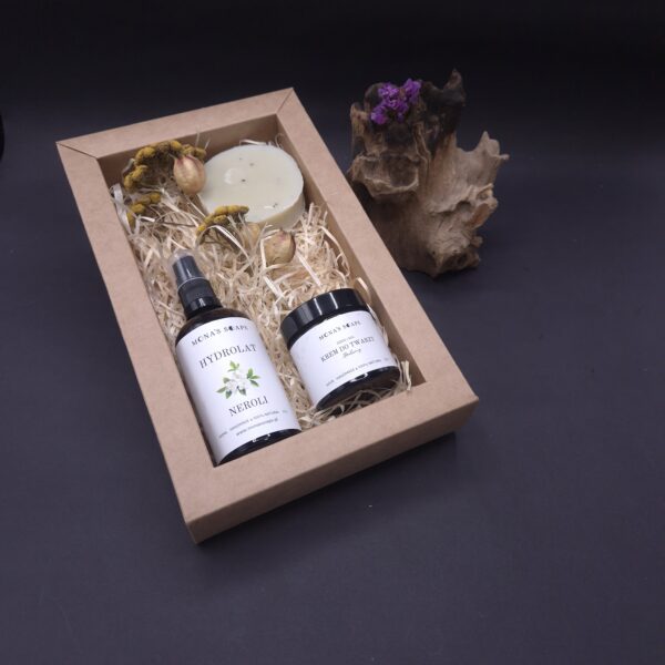 Zestaw upominkowy – Hydrolat ,krem do twarzy, mydełko